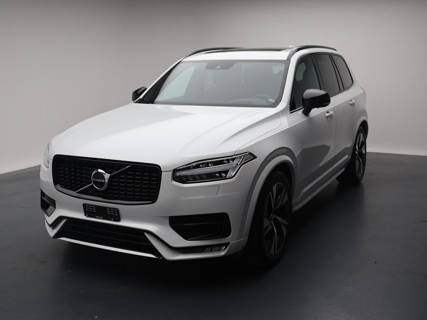 Volvo  2.0 B5 MH R-Design 7P. AWD