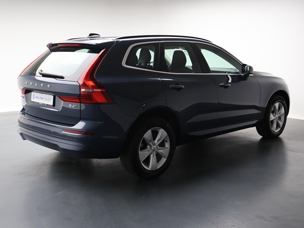 Volvo  2.0 B4 MH Core AWD